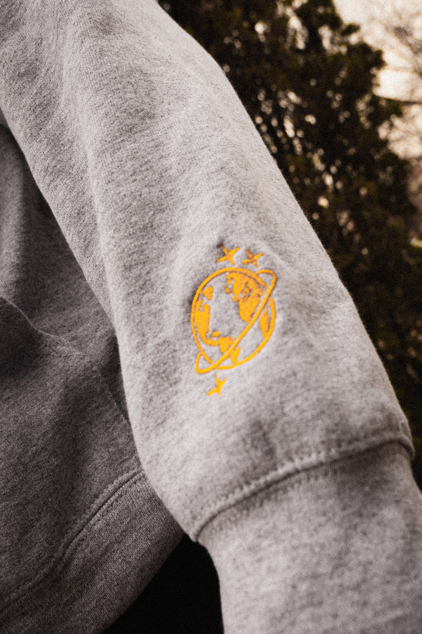 Toucworld® Essential Grey Hoodie – Designed to stand out