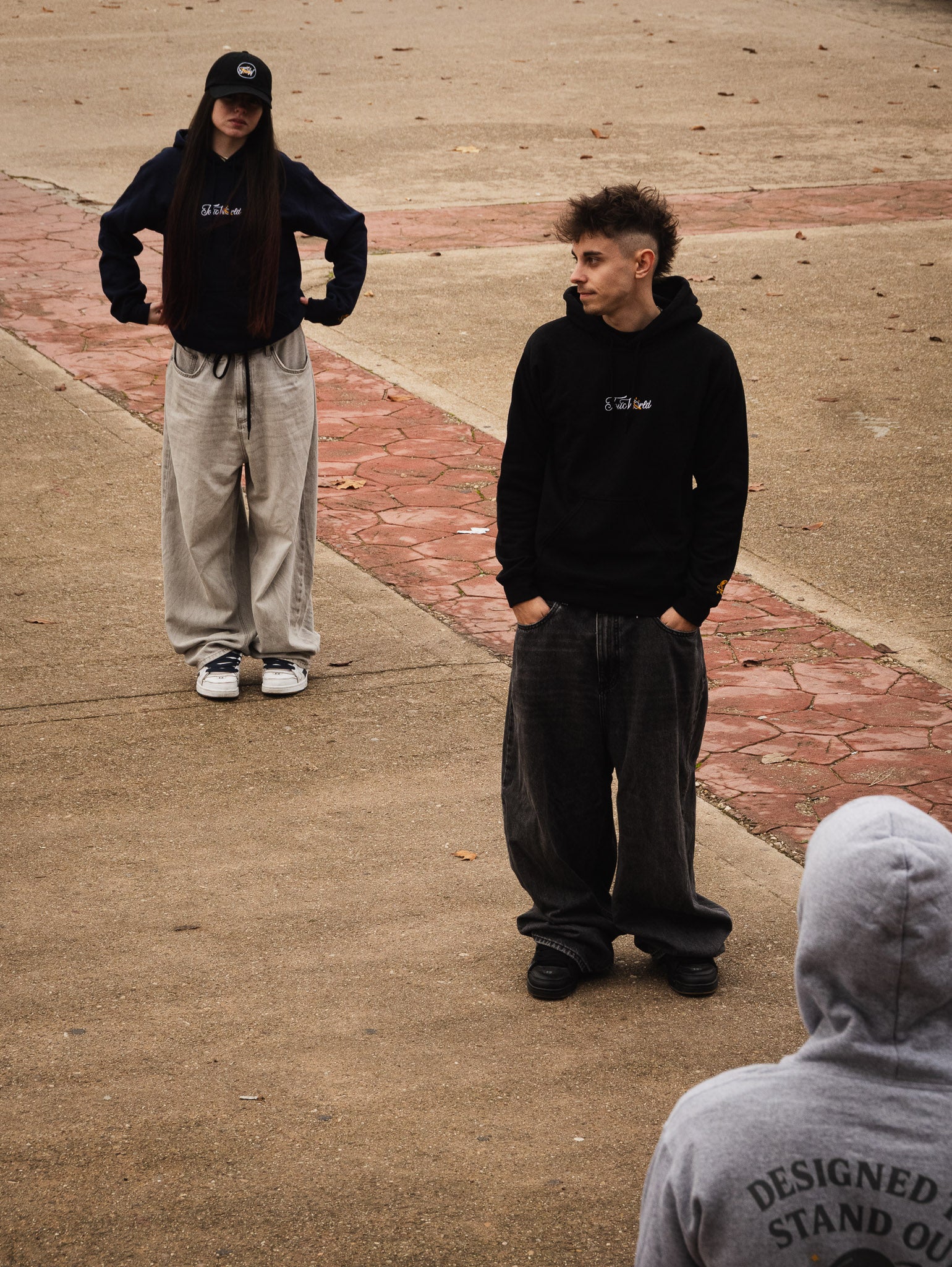 Toucworld® Essential Hoodie – Designed to Stand Out (Black Edition)